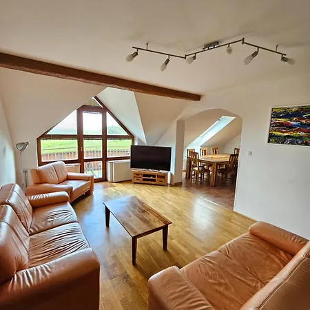 Turold 2 Apartament *